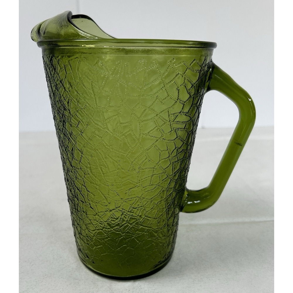 Vintage Anchor Hocking Avocado Green Crackle Glass Ice Lip Pour Pitcher 36 Oz.